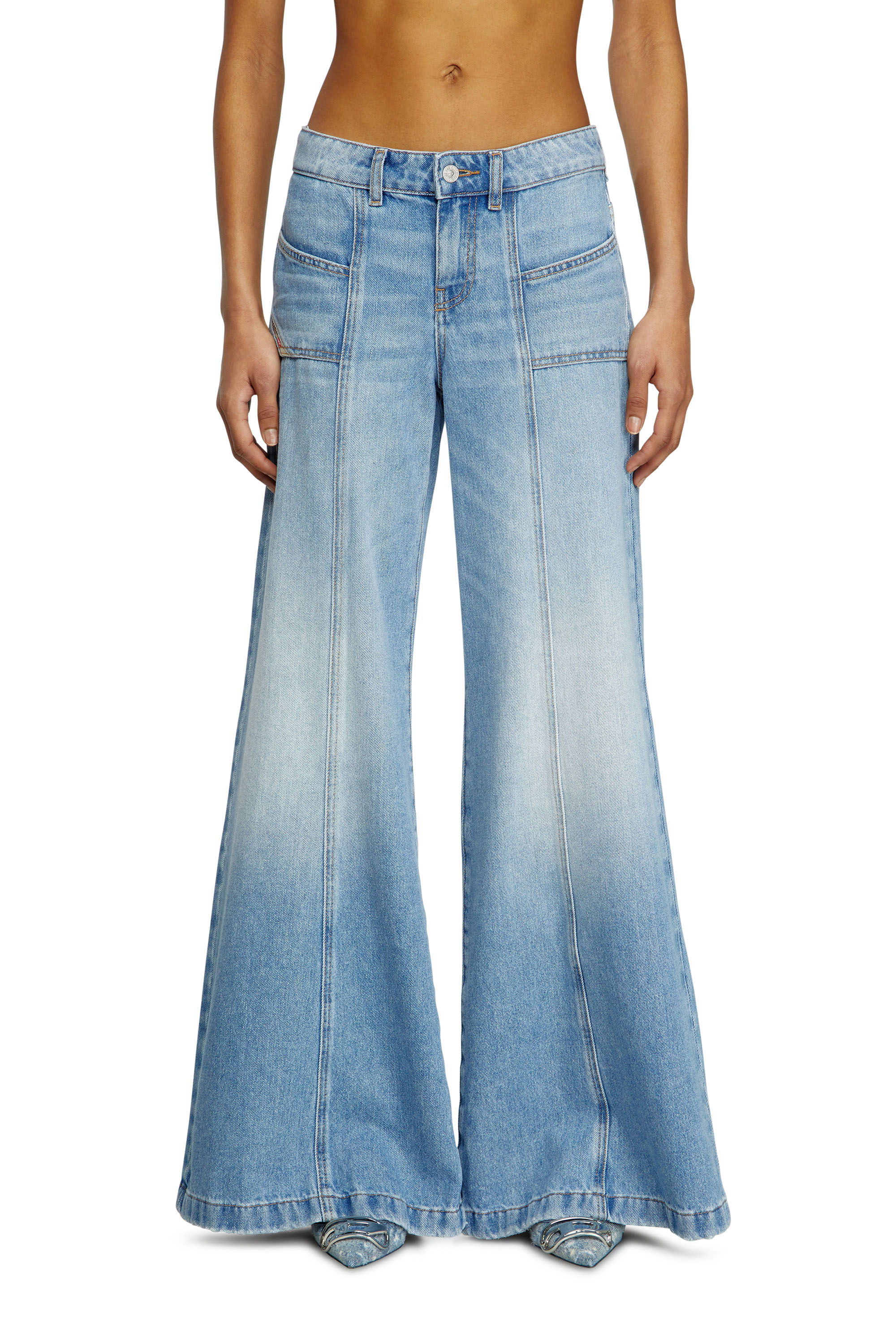 Diesel - Female's Flare Jeans D-Akii 0CLBA, Light Blue - 1