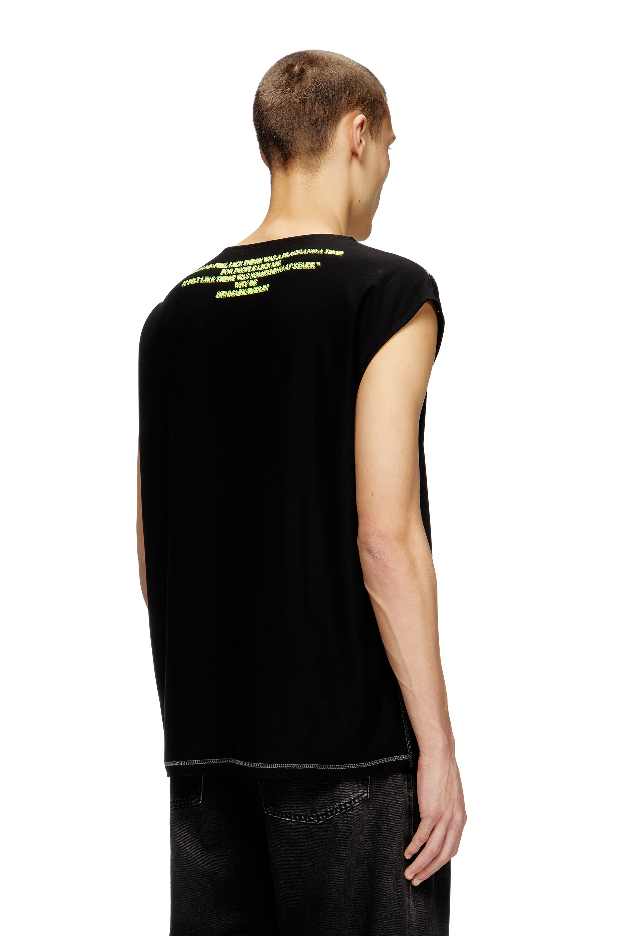 Diesel - T-ISAK-A, T-shirt sans manches avec imprimé paroles Mixte in Noir - 3