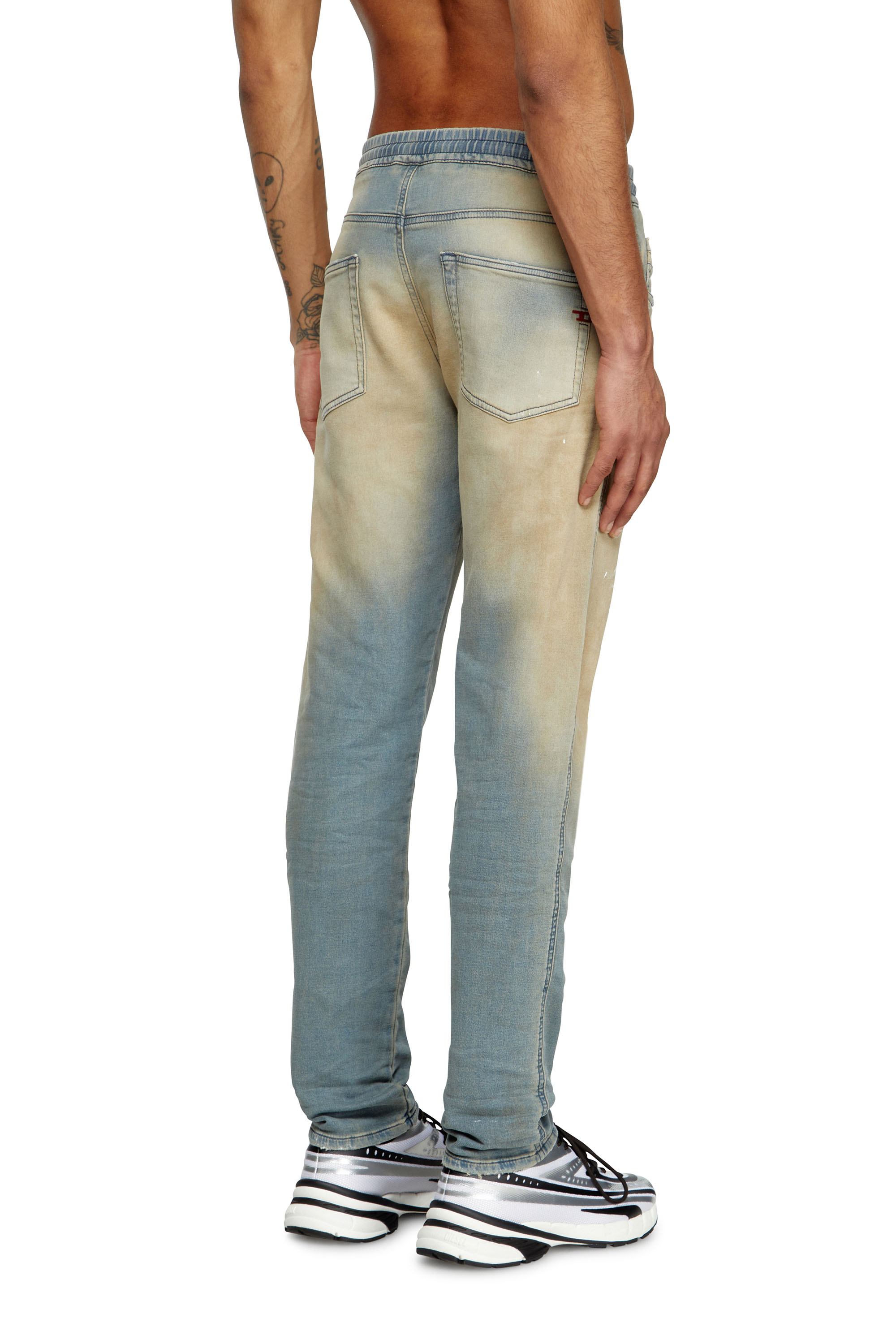 Diesel - Male's Slim 2060 D-Strukt Joggjeans® 068QL, Light Blue - 4